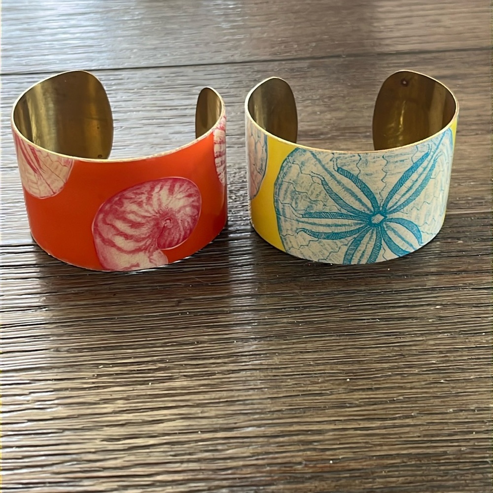 Two’s Company Made in India Shell Print Brass Cuff Bracelets
